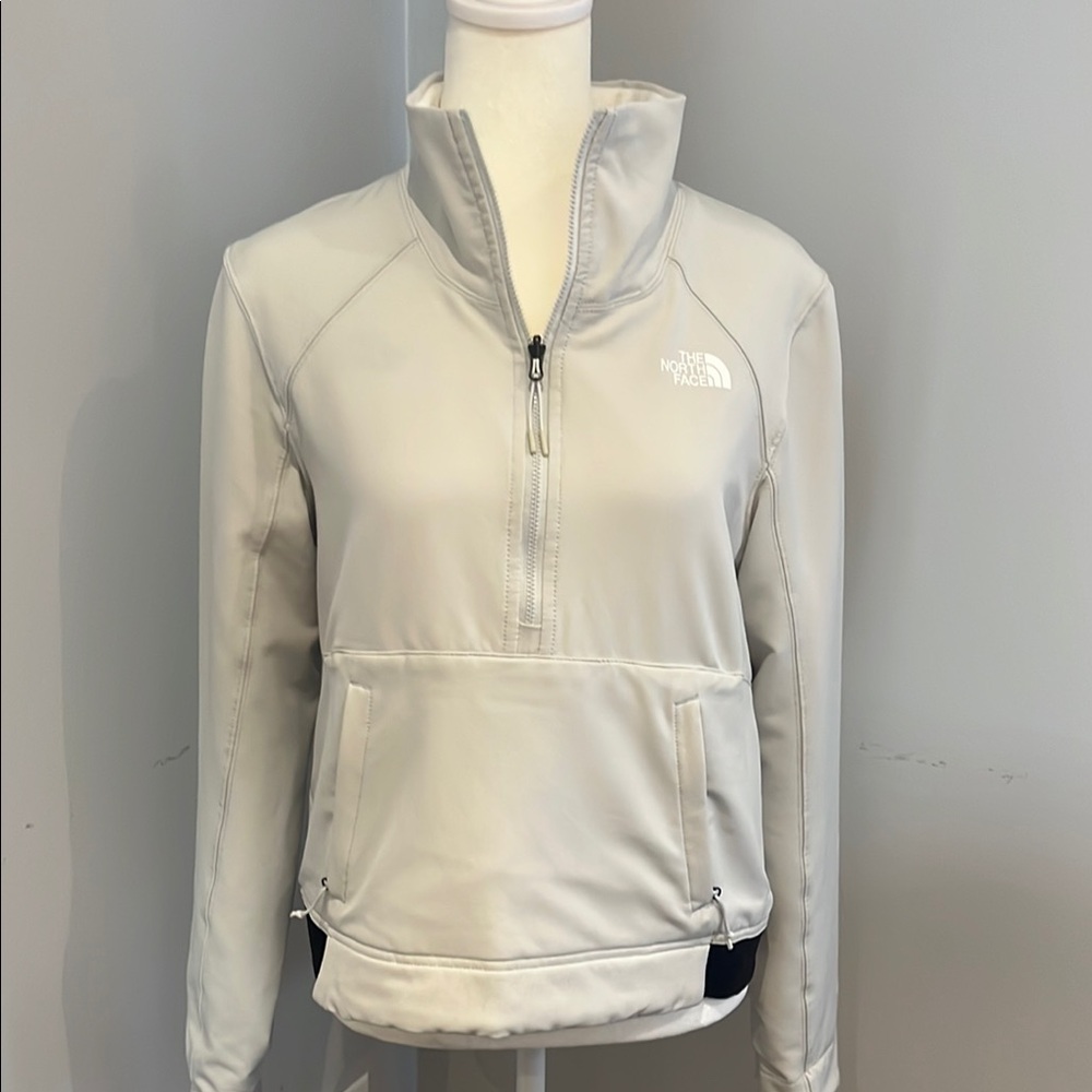 The North Face Shelbe Women's Gray insulated Reversible Pullover Jacket.